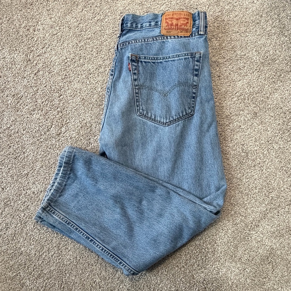 Levi's 505 Light Blue Straight Jeans